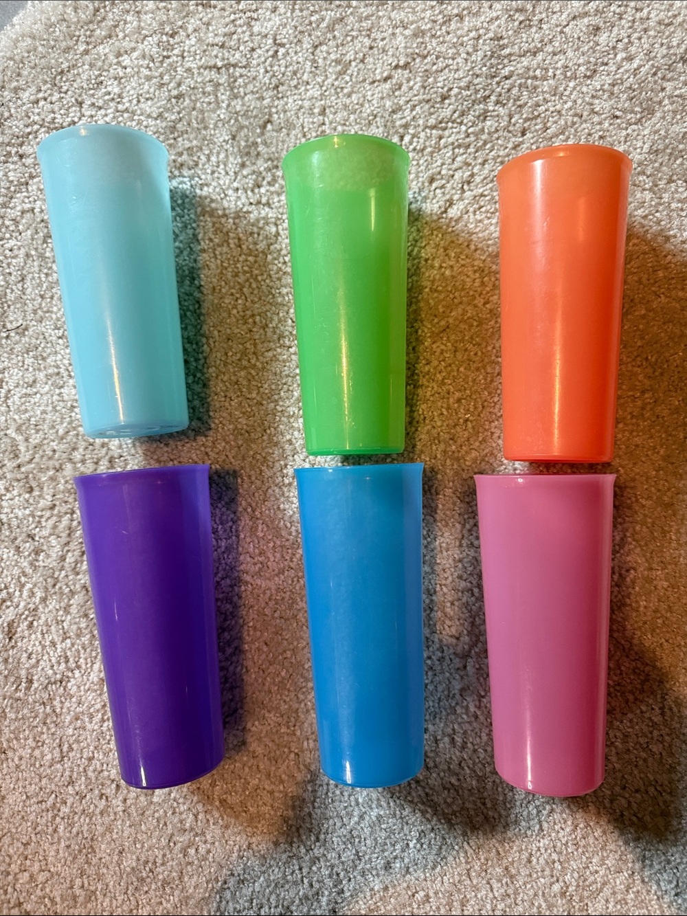 Tupperware Set of 6 Colorful Plastic Tumblers